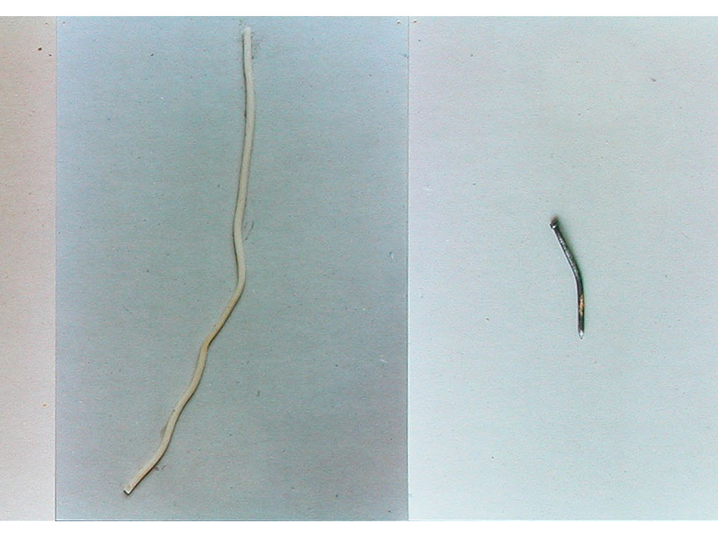 Claude Closky, ‘Bends that don’t veer to the right and bends that don’t veer to the left’, 1995, c-print, permanent felt pen, 23 x 385 cm (25 prints 22,5 x 15,2 cm).